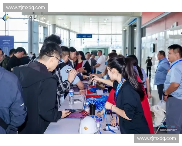 聚焦世界杯淘汰赛生死对决豪门突围与黑马传奇之路全景解析瞬间